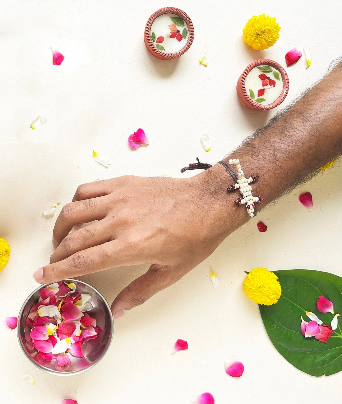 Rakhi | White Chhipkali Rakhi (lizard Rakhi)– Handcrafted – Eco Friendly – Nature’s Soul - Single Piece
